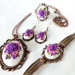 Purple Flower Embroidered Jewelry Set, Embroidered Gift, Syrian Handmade Accessories, Jewelry Set Gift For Her