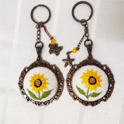 Sunflower Embroidered Keychain, Syrian Handmade Embroidery Keychain, Handmade Keychain, Embroidered Accessory, Bagchain